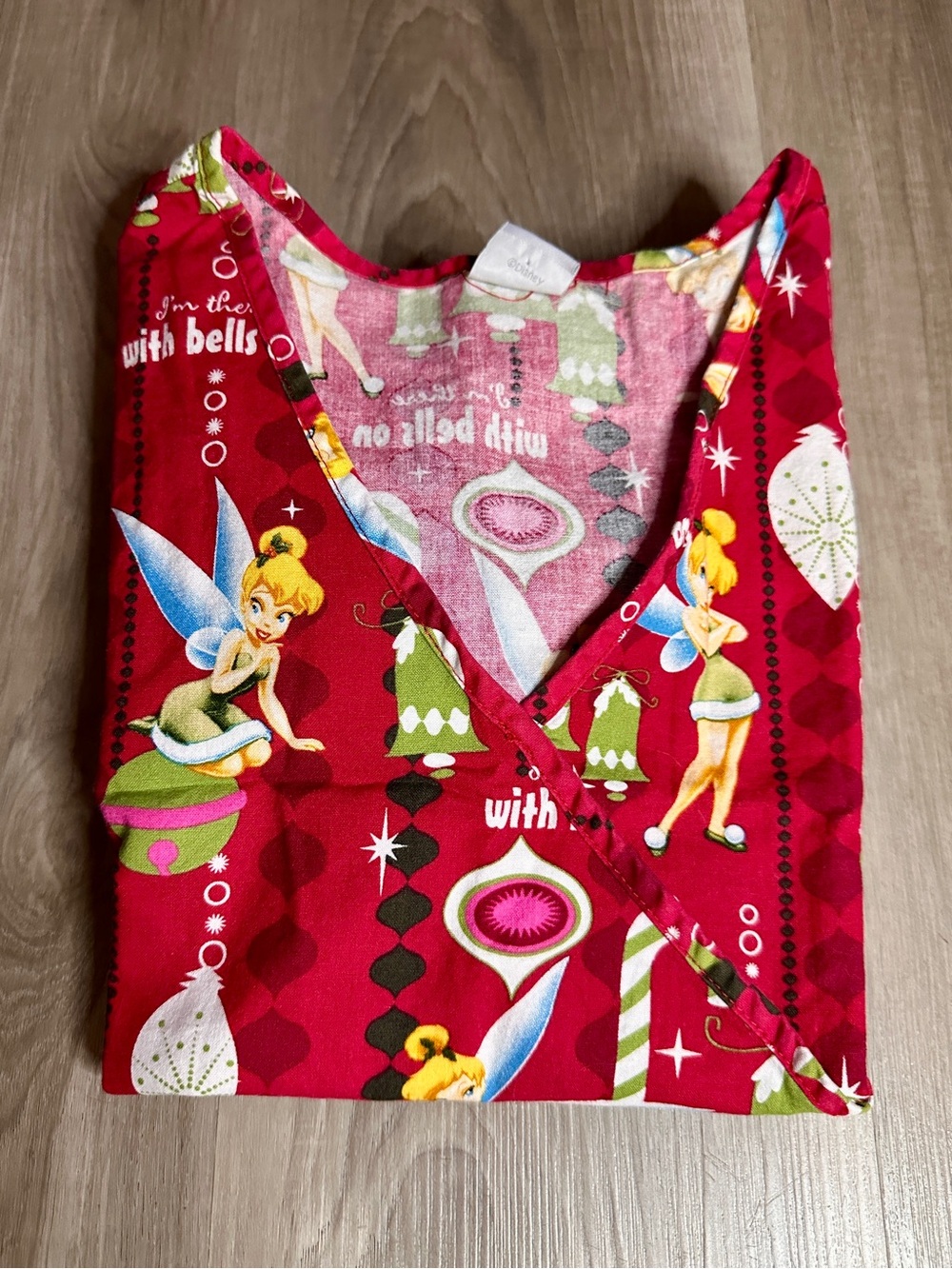 Disney Tinker Bell Christmas Scrub Top Red Holiday Medium M